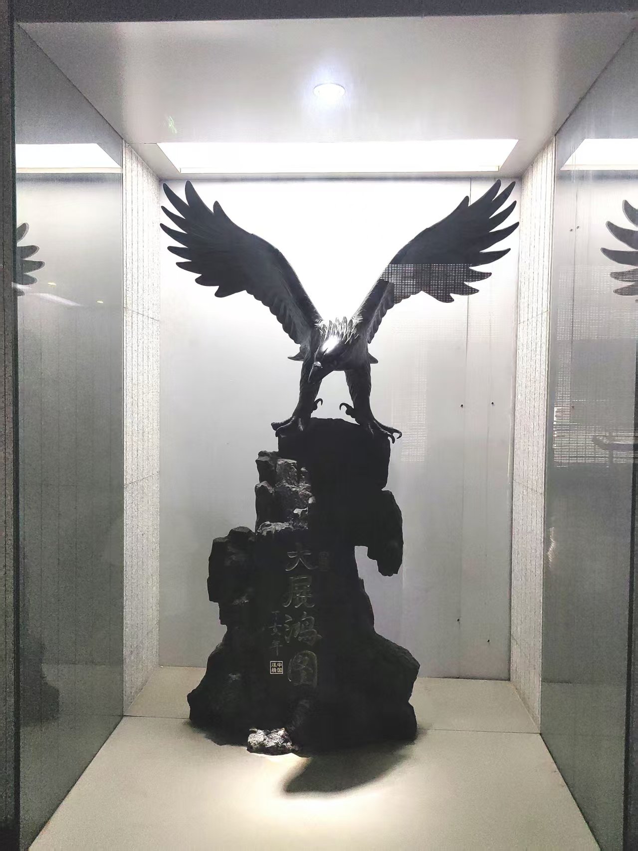 哈萨克族学员迪达丽·胡安汗在分享研学感悟
